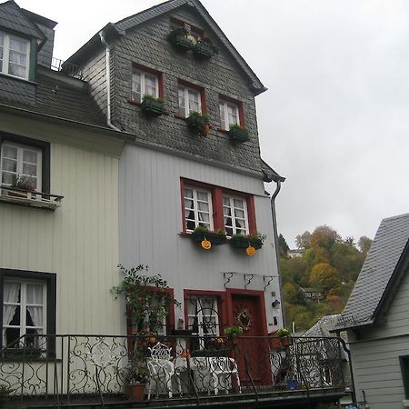 Gaestehaus Luise Bed & Breakfast Monschau Ngoại thất bức ảnh