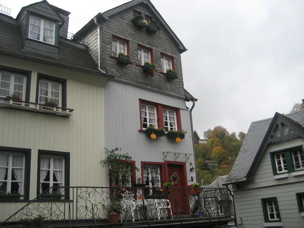 Gaestehaus Luise Bed & Breakfast Monschau Ngoại thất bức ảnh